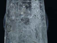 Devic crystal